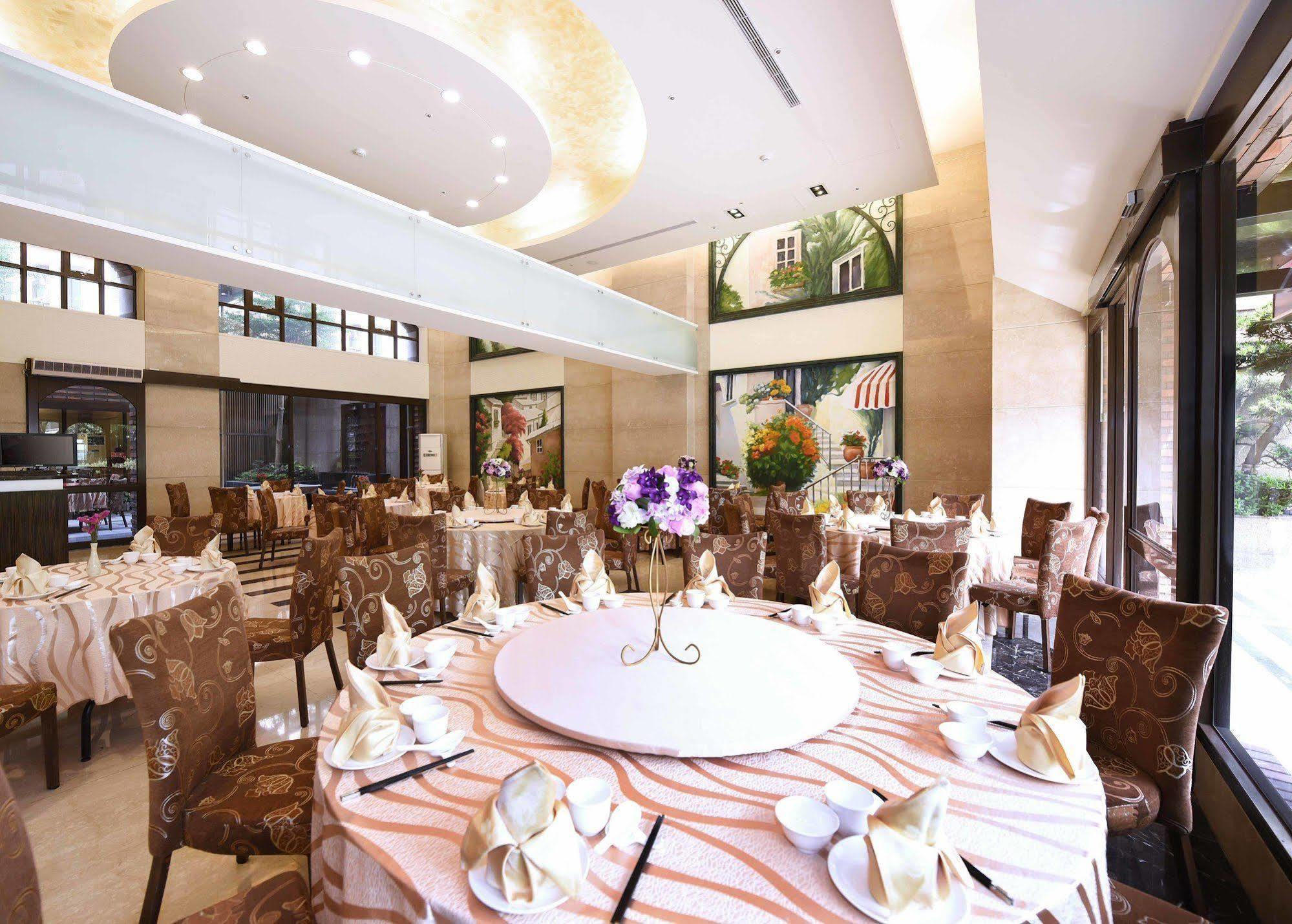 Fullon Hotel Sanyin Саншиа Екстериор снимка