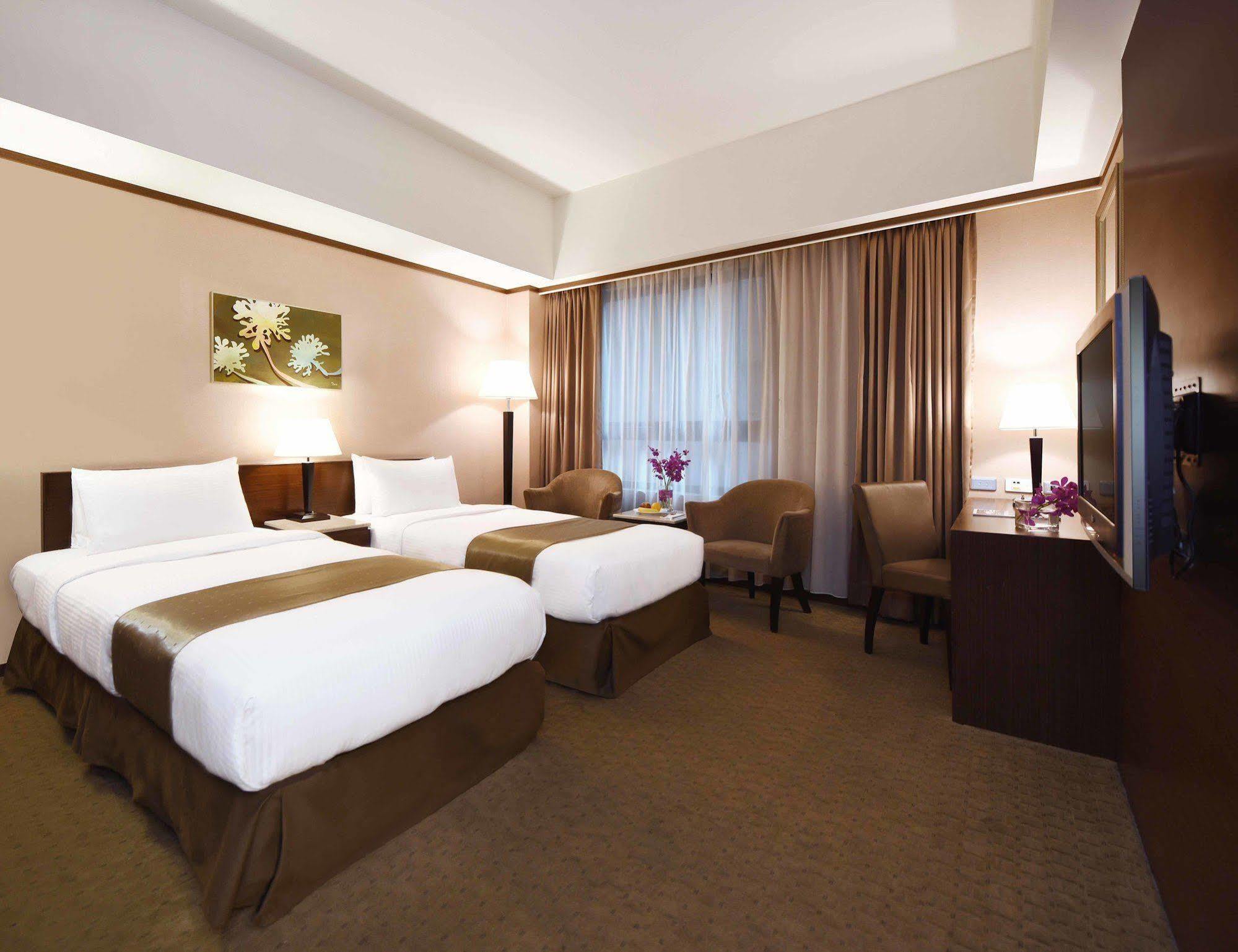 Fullon Hotel Sanyin Саншиа Екстериор снимка